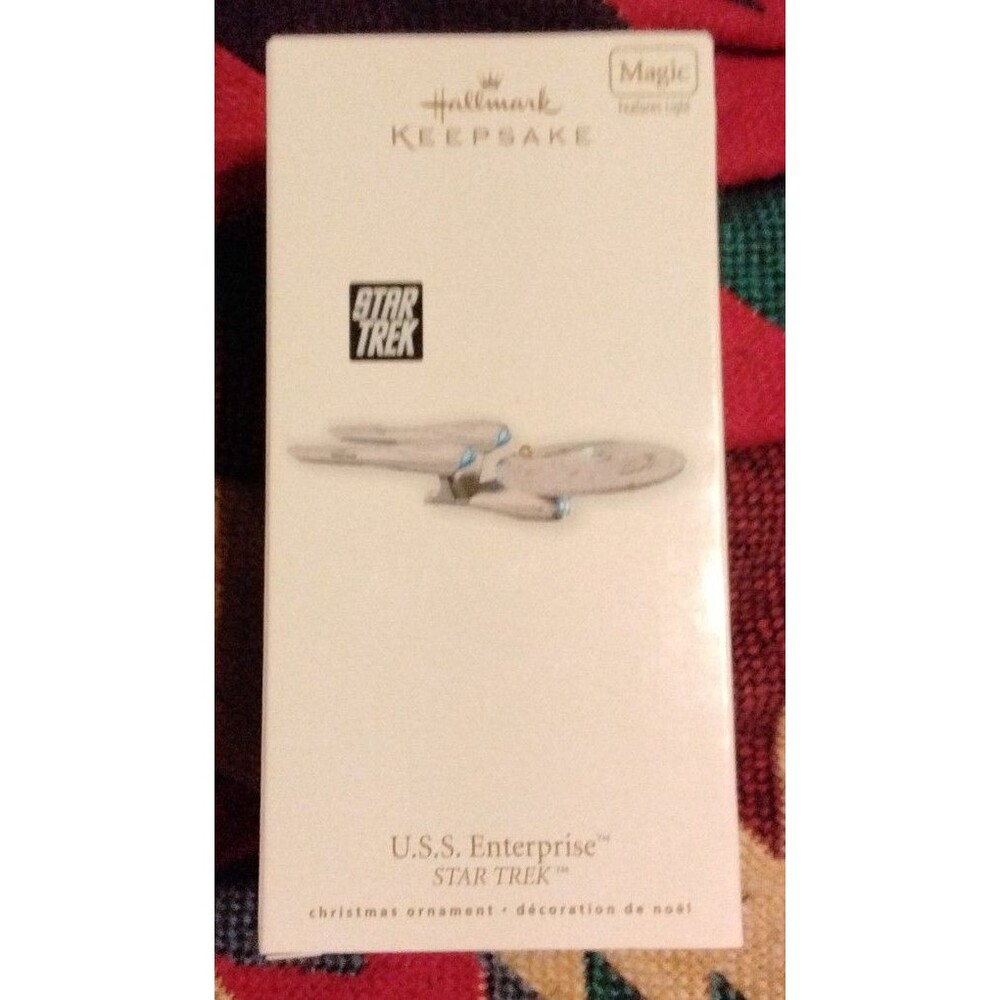 Hallmark  Star Trek Starship Enterprise NCC-1701 ornament